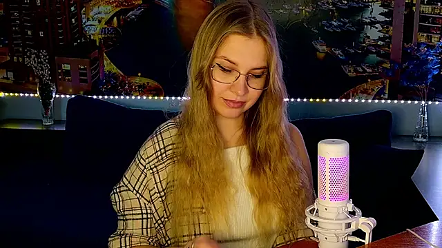 Snapshot of pusyavykusya chatting on 01-14-25, 11:10 pusyavykusya online show from 01-14-25, 11:10