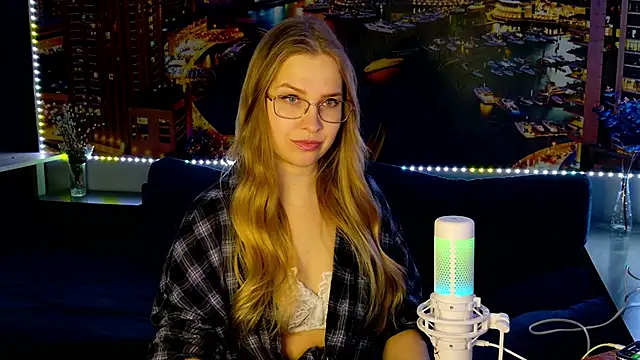 Snapshot of pusyavykusya chatting on 02-07-25, 11:23 pusyavykusya online show from 02-07-25, 11:23