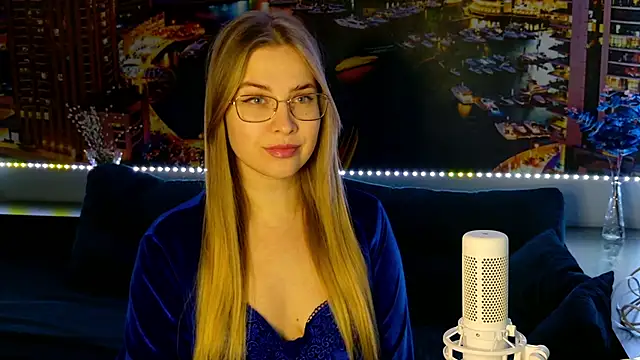 Snapshot of pusyavykusya chatting on 02-09-25, 07:30 pusyavykusya online show from 02-09-25, 07:30