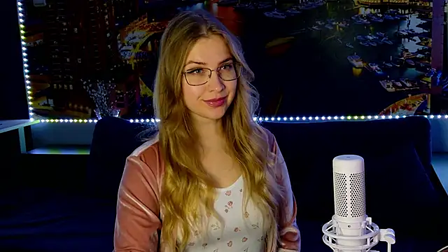 Snapshot of pusyavykusya chatting on 02-14-25, 08:26 pusyavykusya online show from 02-14-25, 08:26