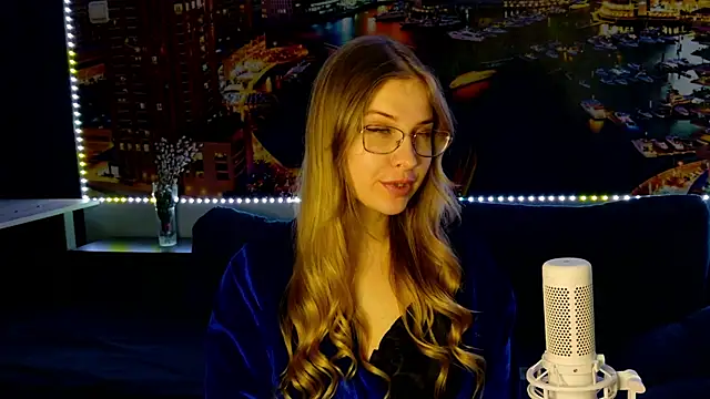 Snapshot of pusyavykusya chatting on 02-26-25, 12:25 pusyavykusya online show from 02-26-25, 12:25