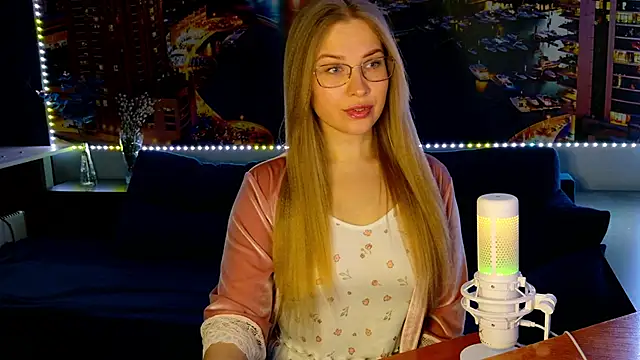 Snapshot of pusyavykusya chatting on 03-12-25, 07:38 pusyavykusya online show from 03-12-25, 07:38