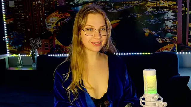 Snapshot of pusyavykusya chatting on 03-22-25, 11:31 pusyavykusya online show from 03-22-25, 11:31