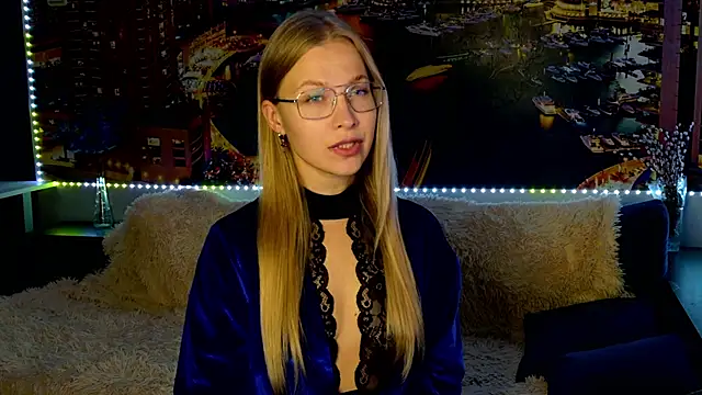 Snapshot of pusyavykusya chatting on 10-05-25, 07:12 pusyavykusya online show from 10-05-25, 07:12