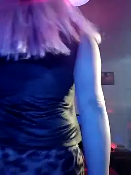 Snapshot of DesireSatler chatting on 05-22-26, 04:30 DesireSatler online show from 05-22-26, 04:30