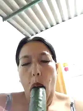 Natasha olg online show from 12-30-24, 09:19