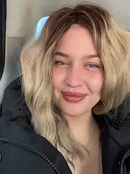 KikiWatson online show from 12-20-24, 08:06