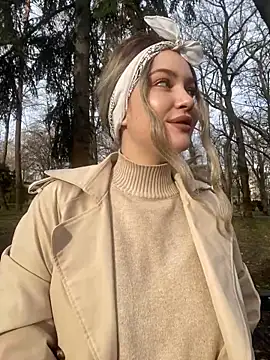 KikiWatson online show from 12-23-24, 07:17