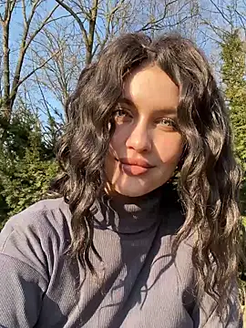 KikiWatson online show from 02-13-25, 12:00