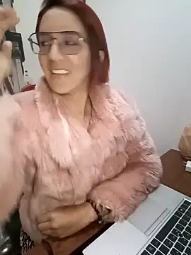 your red rose  online show from 12-11-24, 04:31