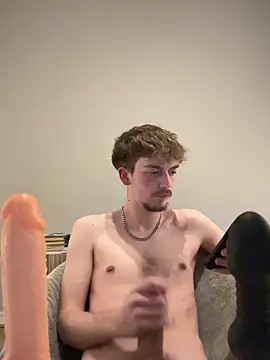 plumboyee online show from 12-20-24, 05:40