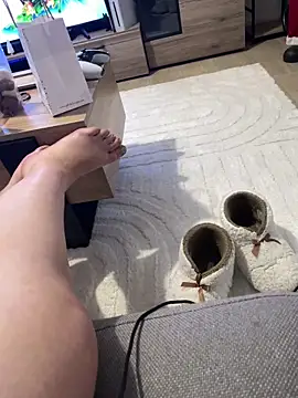 guenmahe online show from 12-17-25, 11:33