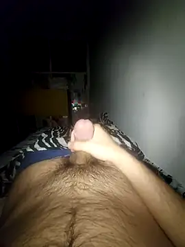 Snapshot of piscu015 chatting on 02-15-26, 07:27 piscu015 online show from 02-15-26, 07:27