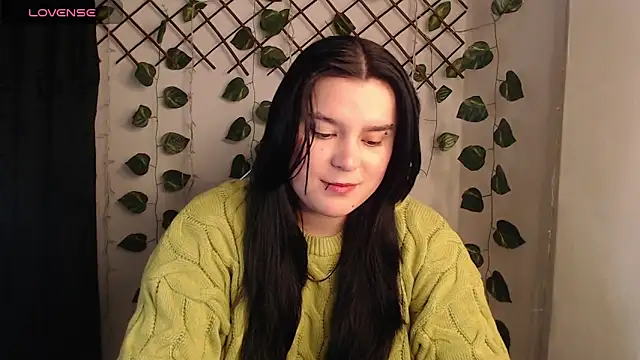 Snapshot of Nika_1_ chatting on 04-28-26, 10:59 Nika 1 online show from 04-28-26, 10:59