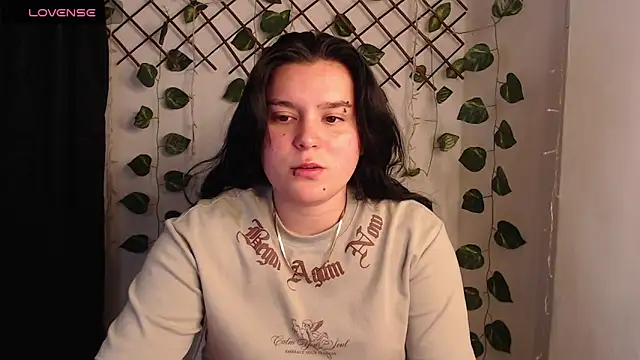 Snapshot of Nika_1_ chatting on 05-02-26, 12:59 Nika 1 online show from 05-02-26, 12:59