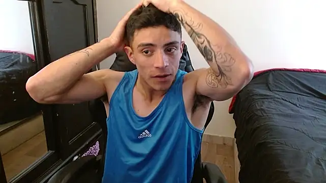 Snapshot of kv___xxx_ chatting on 10-10-25, 08:30 kv   xxx  online show from 10-10-25, 08:30