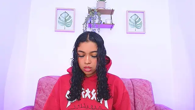 Snapshot of Sara_Jhonson chatting on 02-09-25, 12:49 Sara Jhonson online show from 02-09-25, 12:49