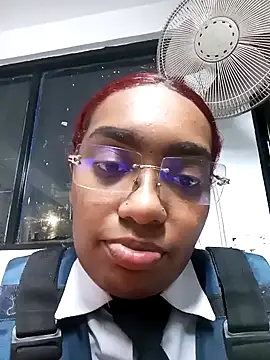 Cinnamon-Skin online show from 12-30-24, 03:14