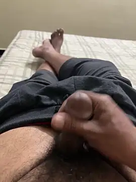 Snapshot of cum4mheaven chatting on 01-25-25, 02:15 cum4mheaven online show from 01-25-25, 02:15