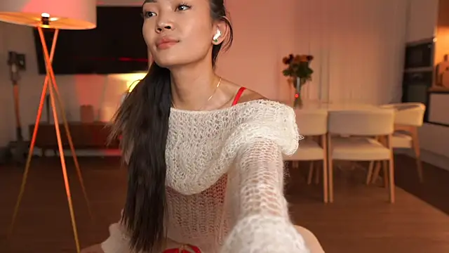 Peopleneedlove144 online show from 10-30-25, 02:18