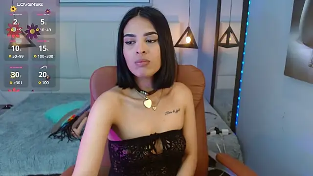 AlessiaVal  online show from 03-14-25, 12:18