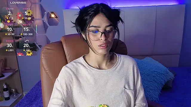 AlessiaVal  online show from 09-15-25, 01:44