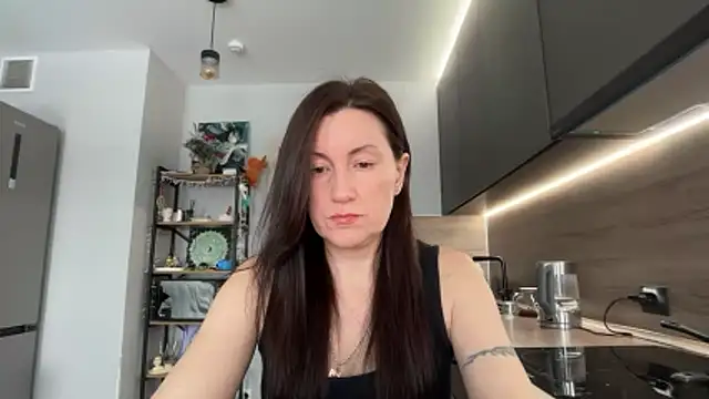 Snapshot of jainesummer chatting on 02-10-26, 07:45 jainesummer online show from 02-10-26, 07:45