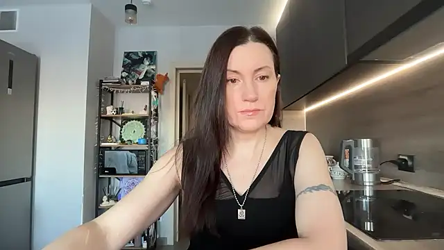 Snapshot of jainesummer chatting on 02-25-26, 07:29 jainesummer online show from 02-25-26, 07:29