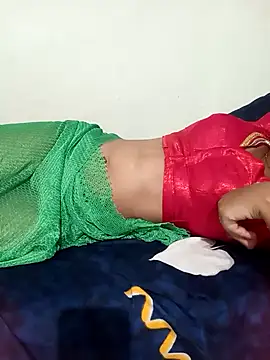 Snapshot of Ammualagitamil chatting on 03-07-25, 08:55 Ammualagitamil online show from 03-07-25, 08:55