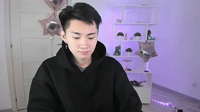 Snapshot of Miram_Yu chatting on 12-02-24, 09:02 Miram Yu online show from 12-02-24, 09:02