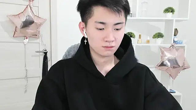 Snapshot of Miram_Yu chatting on 12-06-24, 08:59 Miram Yu online show from 12-06-24, 08:59