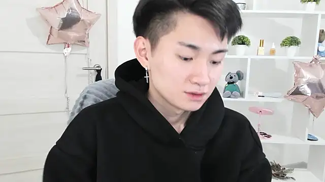 Snapshot of Miram_Yu chatting on 12-07-24, 02:46 Miram Yu online show from 12-07-24, 02:46