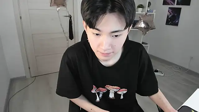 Snapshot of Miram_Yu chatting on 01-22-25, 01:42 Miram Yu online show from 01-22-25, 01:42