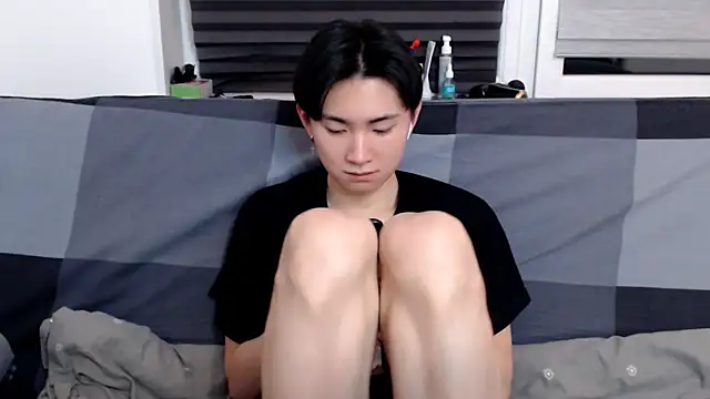 Snapshot of Miram_Yu chatting on 01-30-25, 03:33 Miram Yu online show from 01-30-25, 03:33