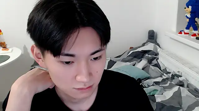 Snapshot of Miram_Yu chatting on 10-13-25, 02:55 Miram Yu online show from 10-13-25, 02:55