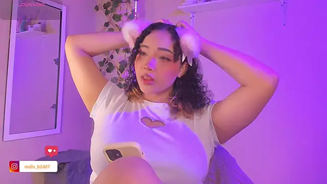 MadelineBenet online show from 09-12-25, 02:00