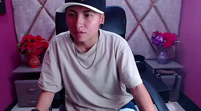 Im Mathias online show from 02-12-25, 02:56