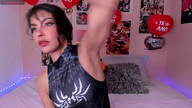 Luna-Chann online show from 02-15-25, 07:39