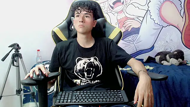 Snapshot of johnny_cagee chatting on 12-20-24, 08:38 johnny cagee online show from 12-20-24, 08:38