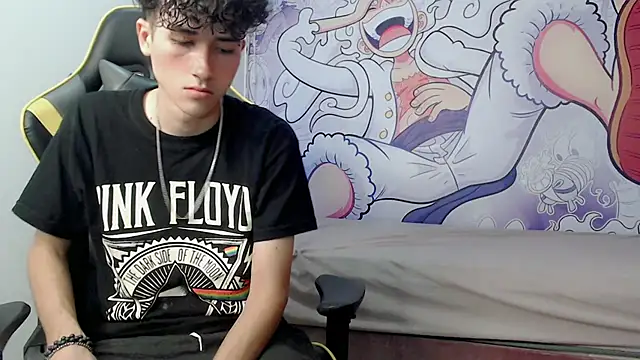 Snapshot of johnny_cagee chatting on 01-11-25, 03:55 johnny cagee online show from 01-11-25, 03:55