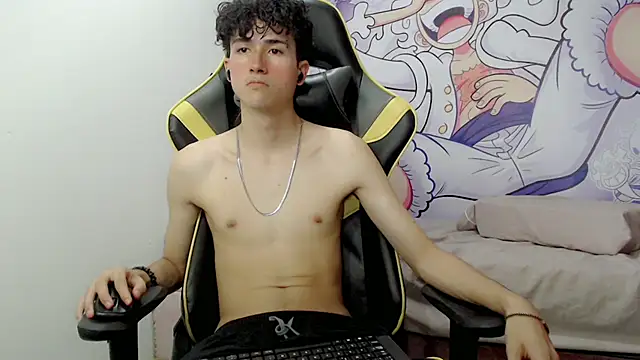 Snapshot of johnny_cagee chatting on 01-13-25, 08:05 johnny cagee online show from 01-13-25, 08:05