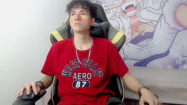 Snapshot of johnny_cagee chatting on 01-15-25, 04:04 johnny cagee online show from 01-15-25, 04:04