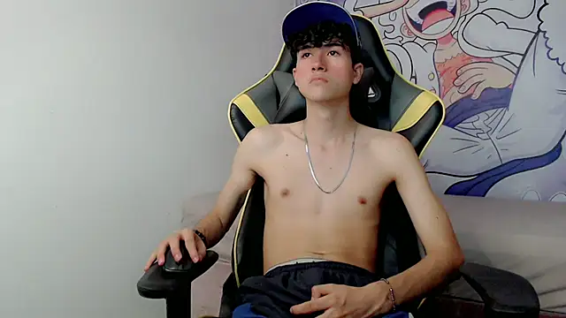 Snapshot of johnny_cagee chatting on 01-25-25, 03:40 johnny cagee online show from 01-25-25, 03:40