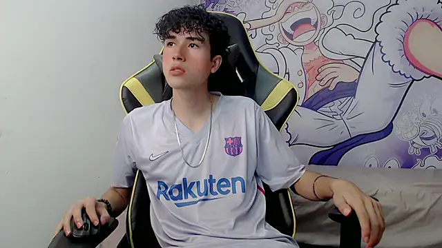 Snapshot of johnny_cagee chatting on 01-27-25, 03:26 johnny cagee online show from 01-27-25, 03:26