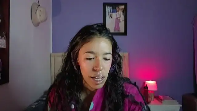 stephania t online show from 04-07-26, 03:23