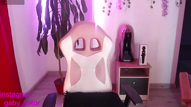 Gaby Tailor online show from 03-22-26, 11:08