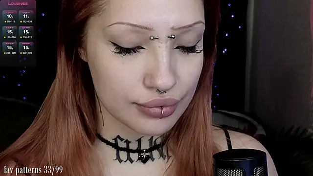 Snapshot of violetviolator chatting on 02-13-25, 07:35 violetviolator online show from 02-13-25, 07:35