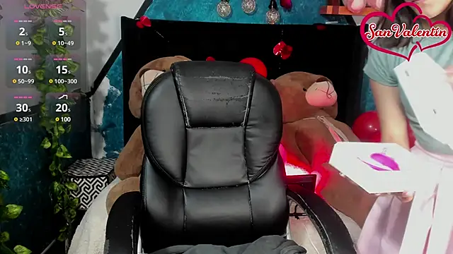  Sophie  miller online show from 02-16-25, 07:05