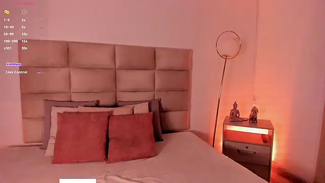 SaraMonroe1 online show from 09-21-25, 11:34