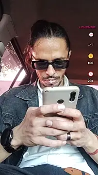 Snapshot of Donstark6669 chatting on 01-12-25, 11:36 Donstark6669 online show from 01-12-25, 11:36